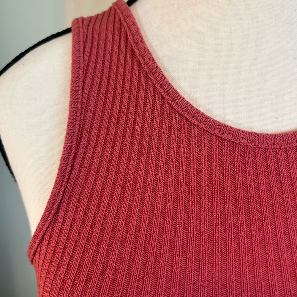 Revamped Rust Ribbed Crop Top - Picture 3 of 6